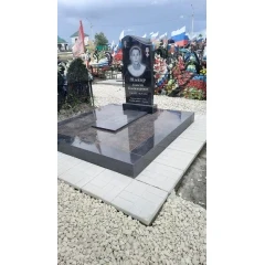 Воинский мемориальный комплекс «Память Героя» с каскадным подиумом и световым контуром